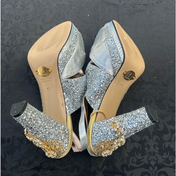 NWOB Roberta Fabiani shoes size 10.5” (IT 41)
Made in Italy - Picture 6 of 10